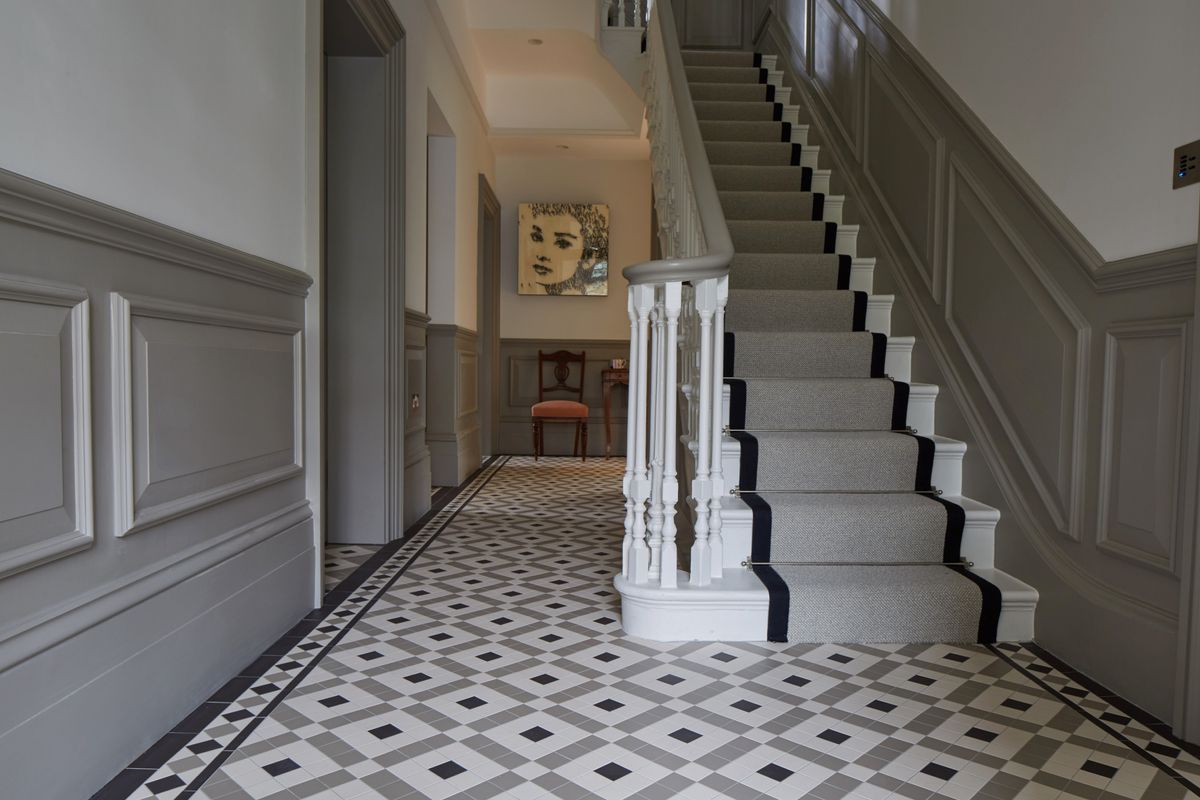 Hallway Flooring Ideas 9 Of The Best, Best Tiles For Small Hallway
