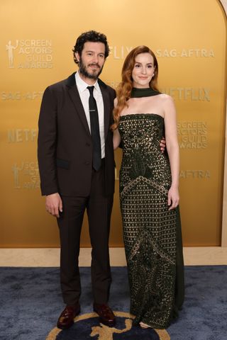 Leighton Meester and Adam Brody on the red carpet