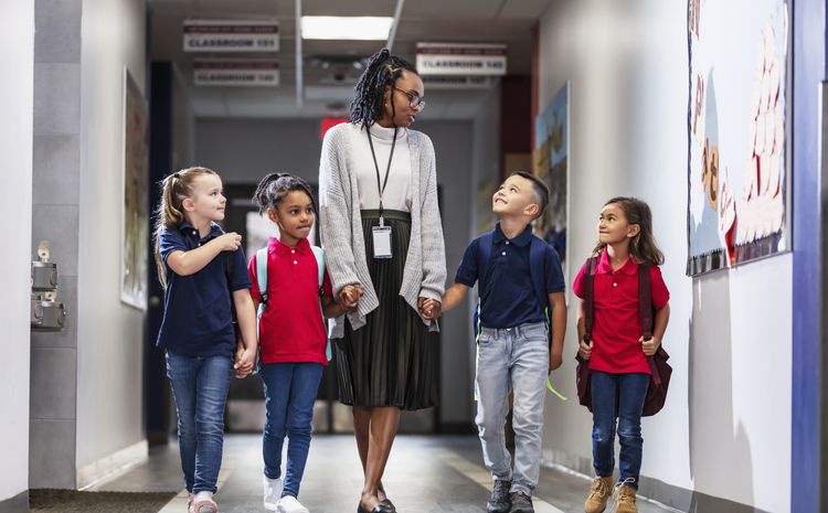 Novo líder escolar kit iniciante