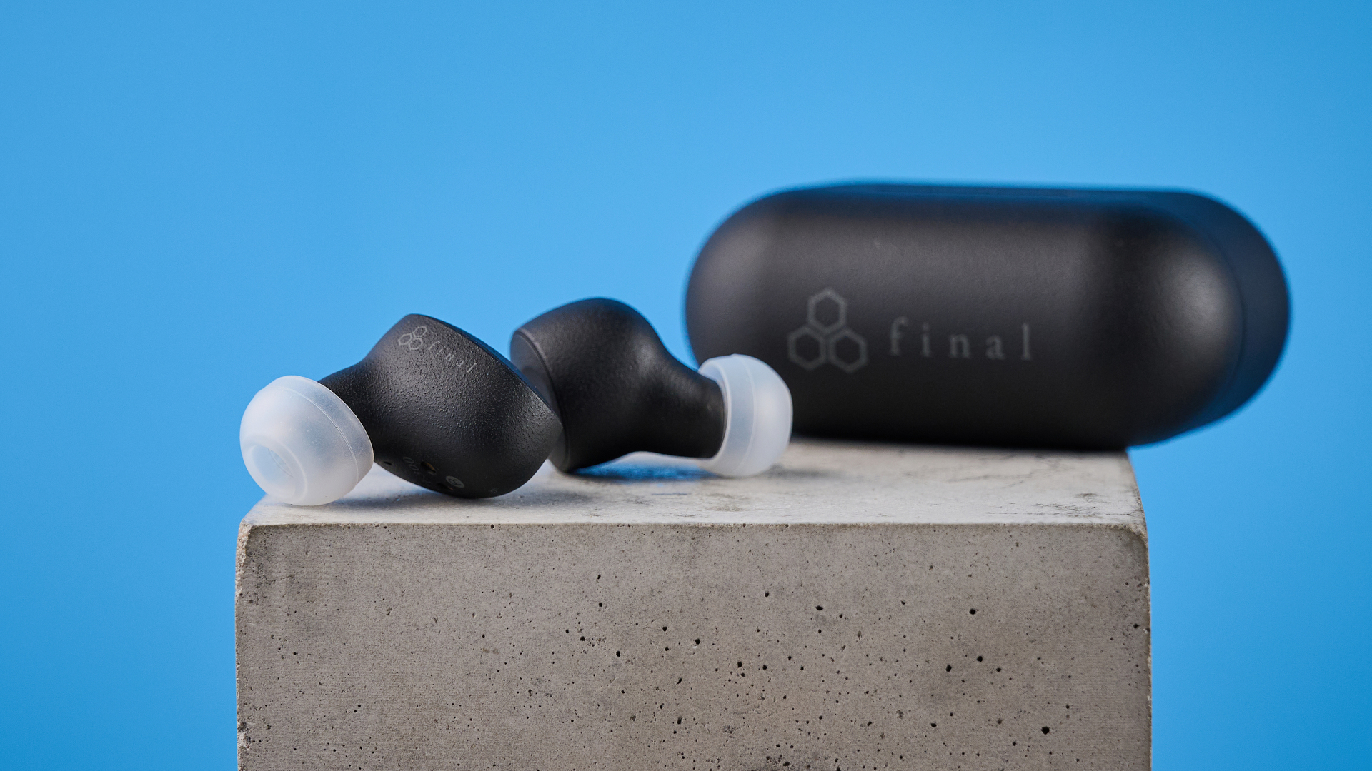 Final ZE300 wireless earbuds