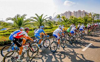 The peloton in action at the 2017 Tour of Hainan
