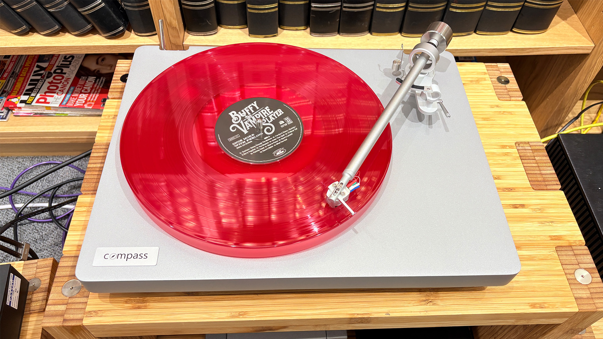 Clearaudio Compass turntable