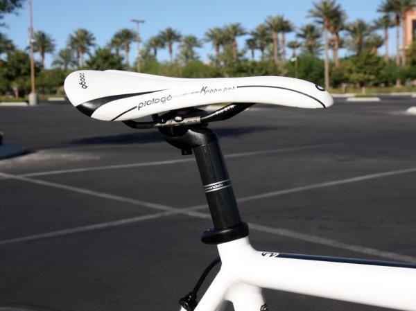 The Prologo Kappa Pas saddle is mounted to a carbon seatpost and alloy head on our Cannondale CAAD10 3.