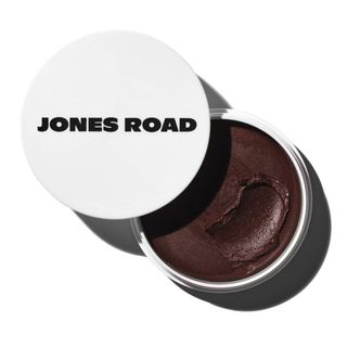 Bálsamo milagroso Jones Road en color marrón cacao