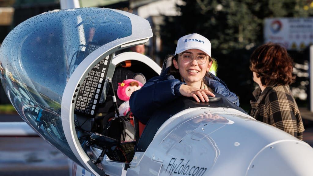 Zara Rutherford in her aircraft.