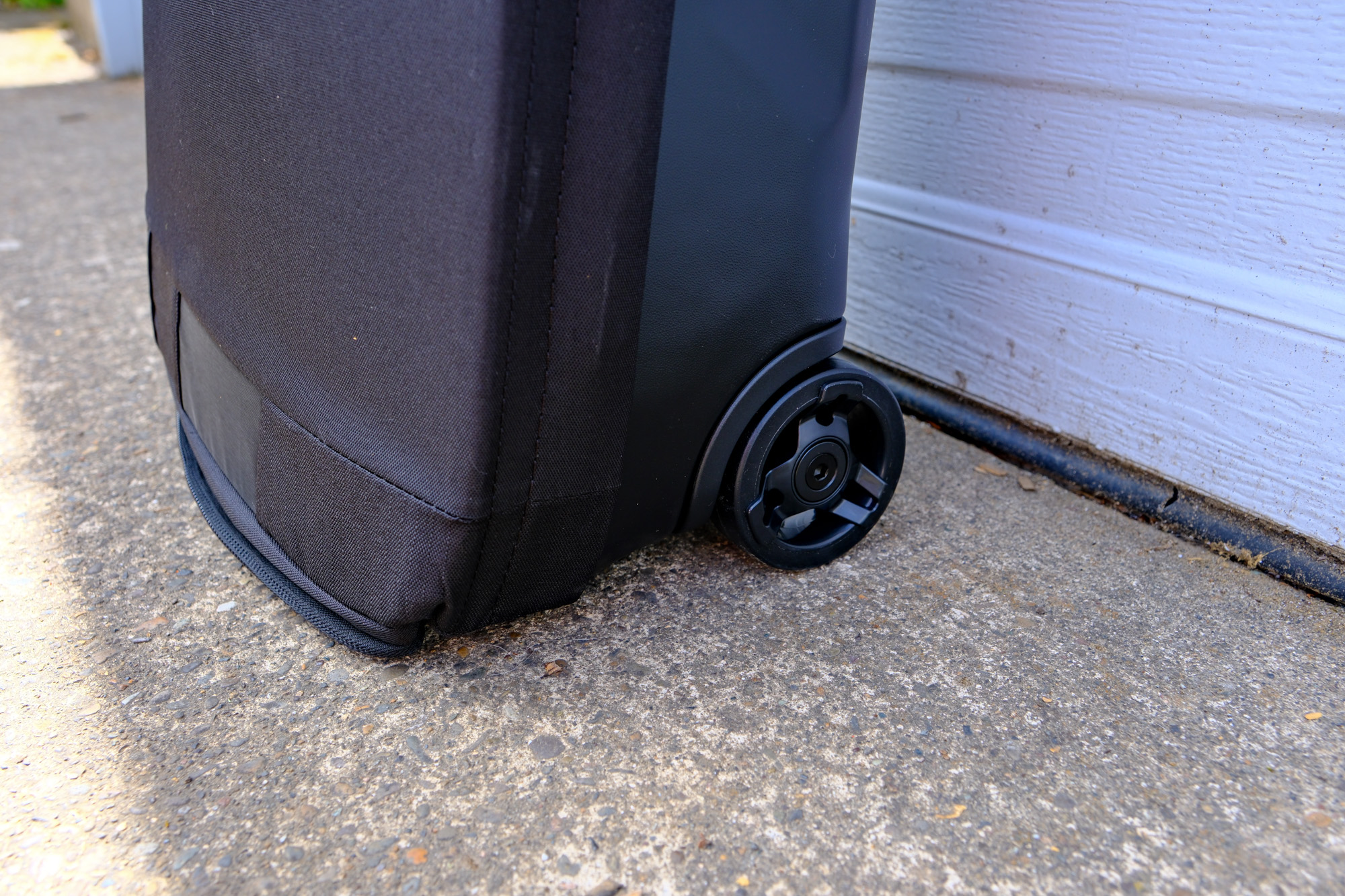 Thule Roundtrip Travel Case