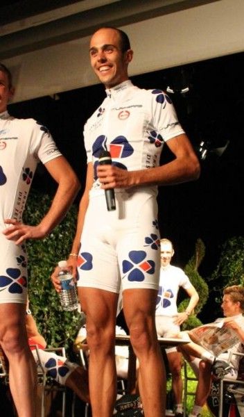 Super climber R&eacute;my Di Gregorio has some fun with his bottle of mineral water.