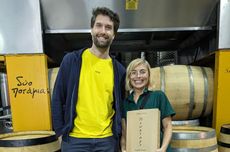 Dr. Dimitri Van Limbergen and Dr. Paulina Komar