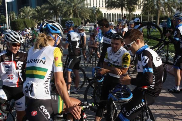 Two Australian champions swap notes. Jack Bobridge and Alexis Rhodes (Garmin-Cervelo) in Doha.