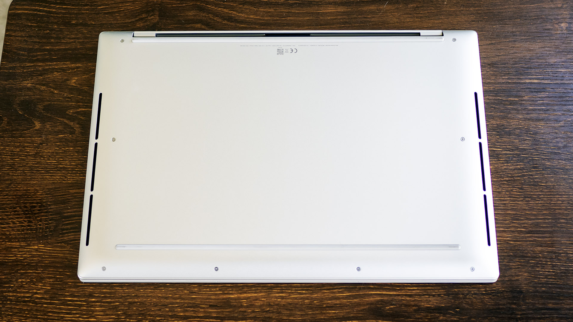 Dell 16 Premium (DA16250)