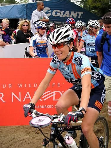 Kelli Emmett (Ford)