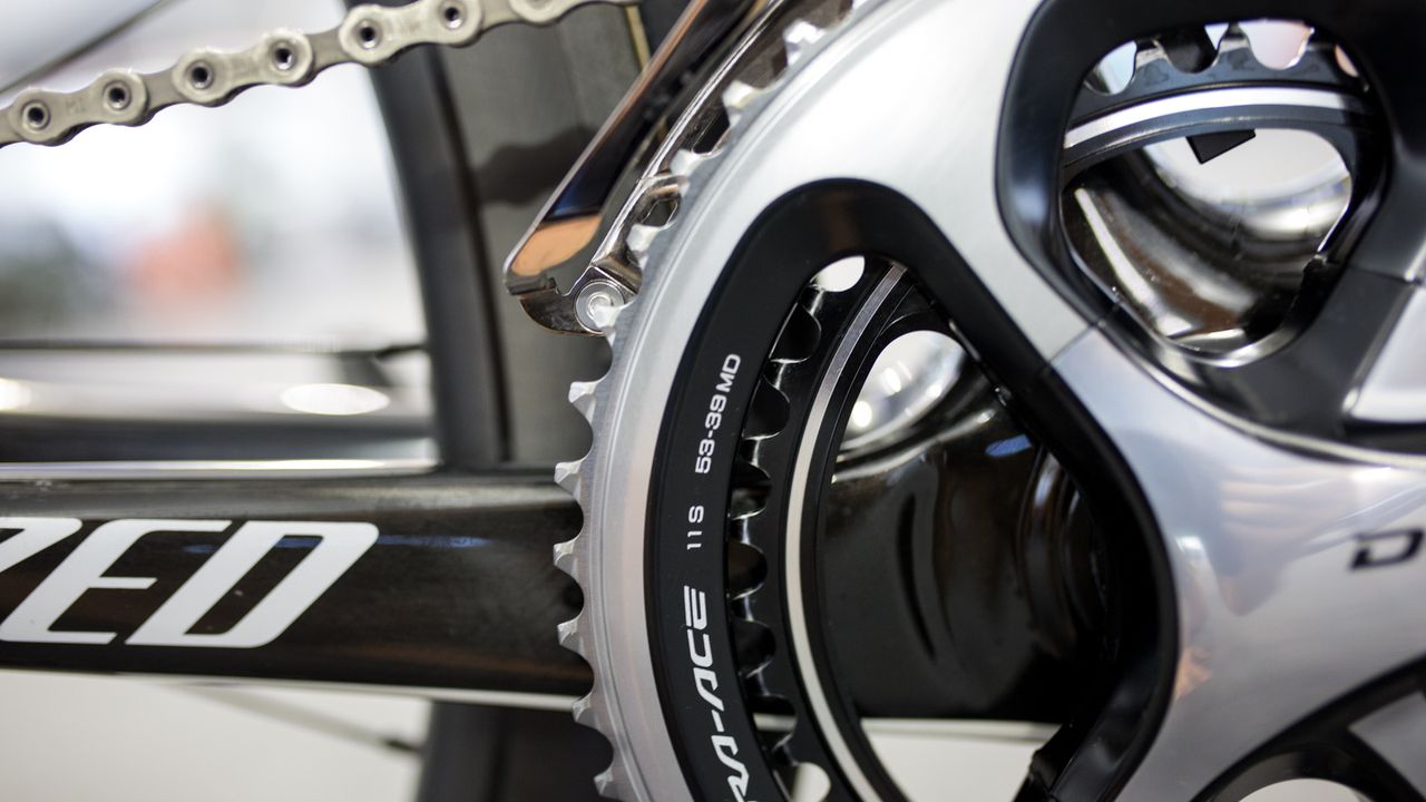 A closer look at the chainrings