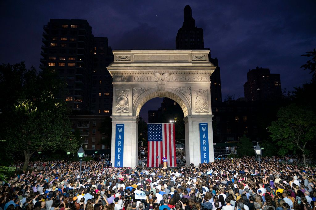 Sen. Elizabeth Warren rallies at Washington Square Park