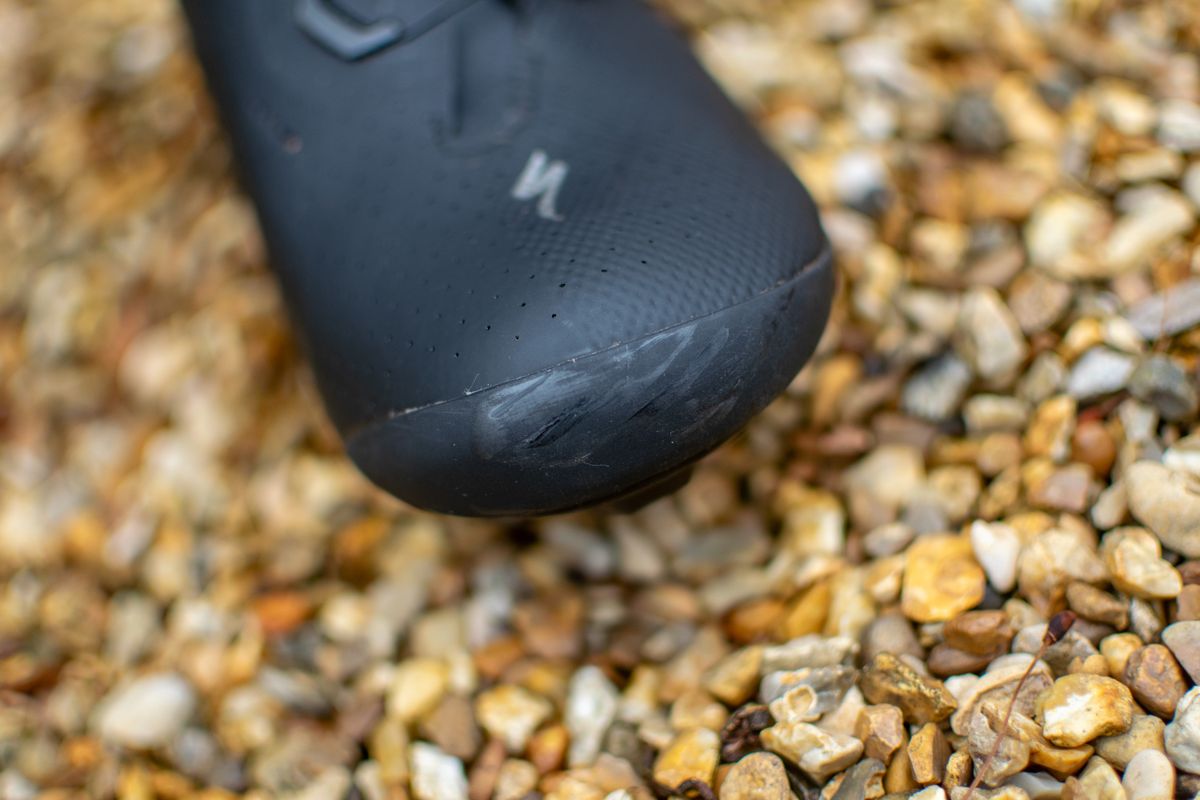 A black Specialized S-Works Recon shoe
