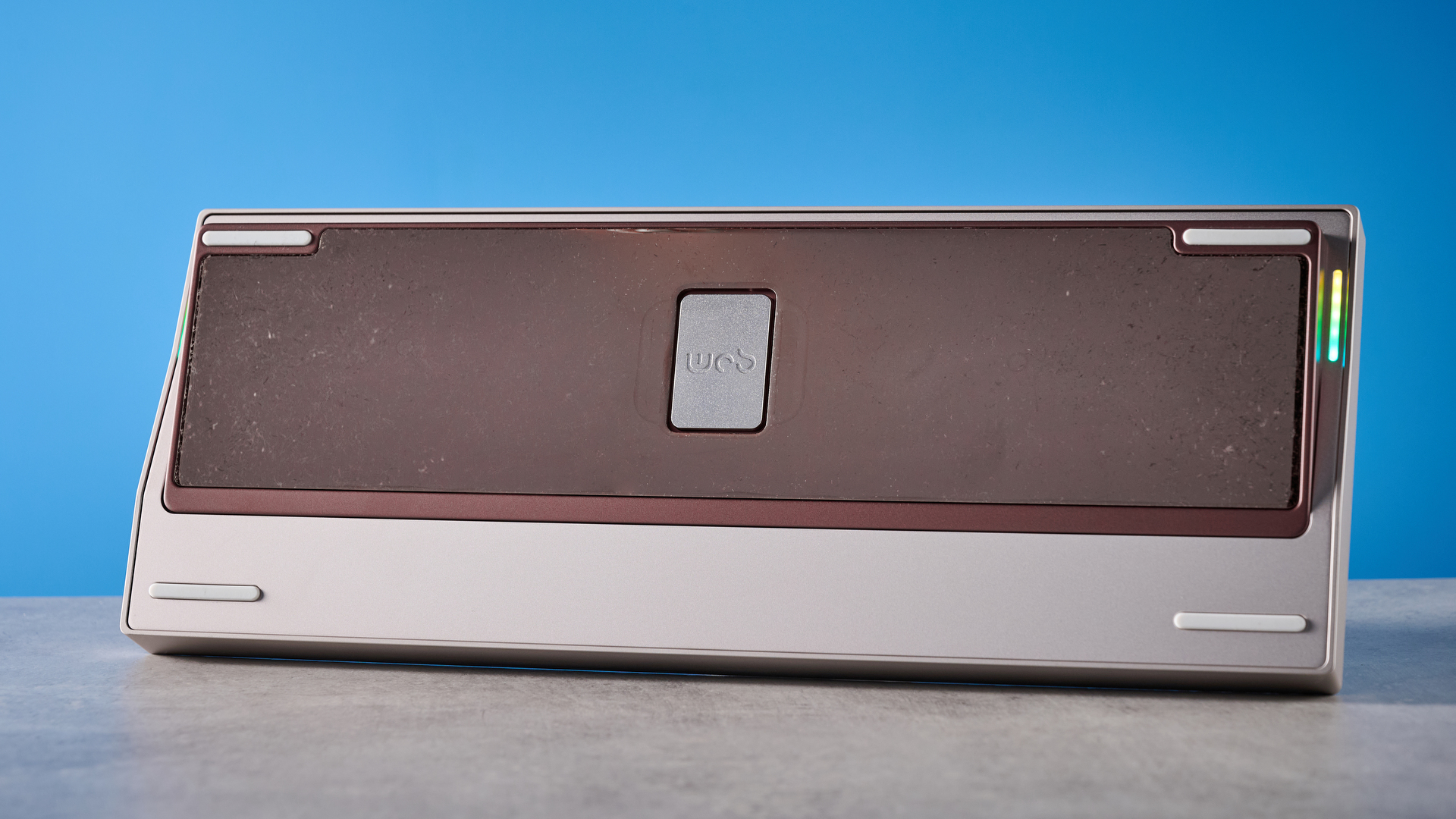 The Wobkey Crush 80 in warm silver colorway