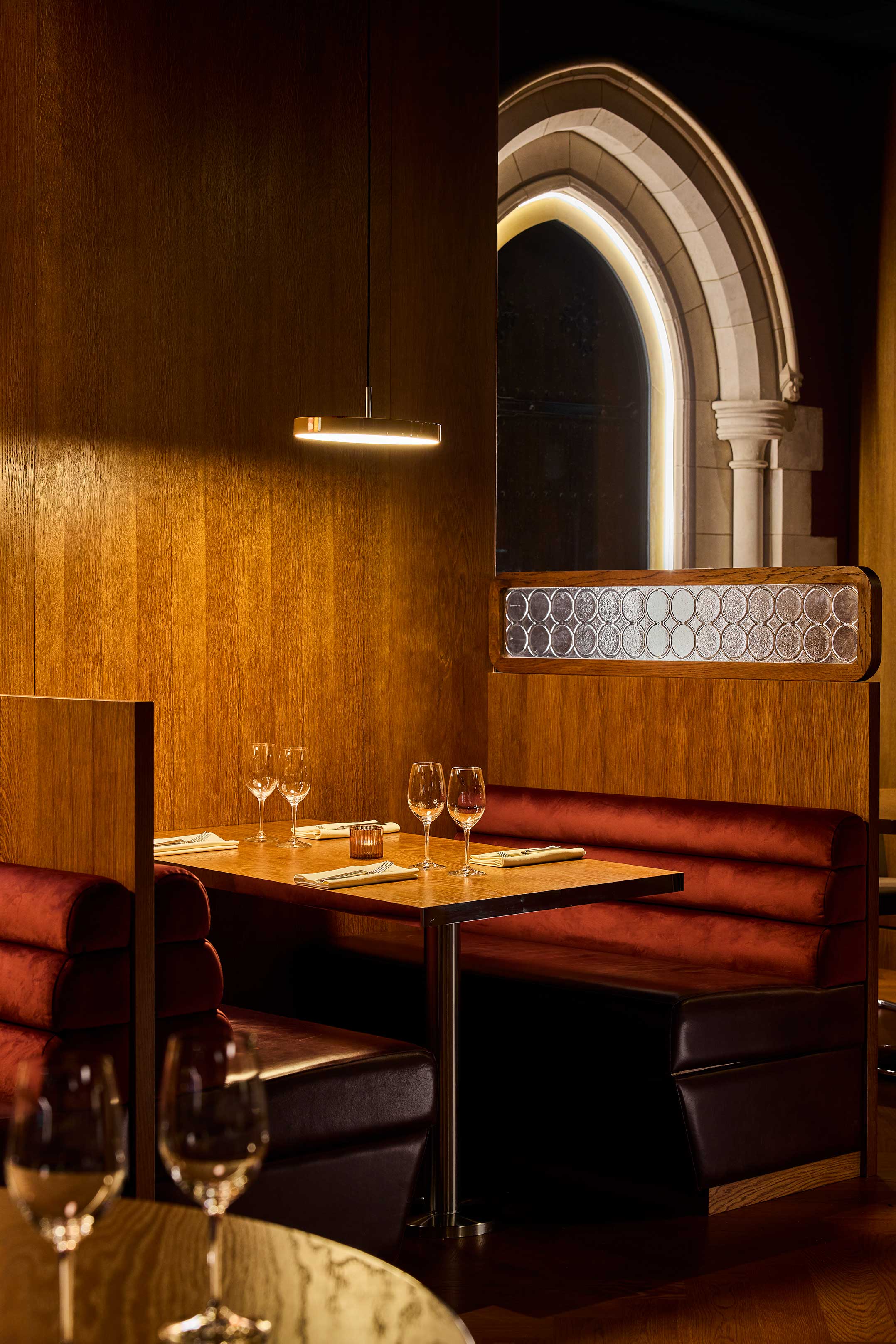Motorino London restaurant interiors