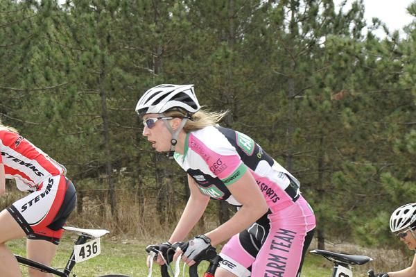 Kathleen Lysakowski (Farm Team Elite Women's Cycling) on Juniper Swamp