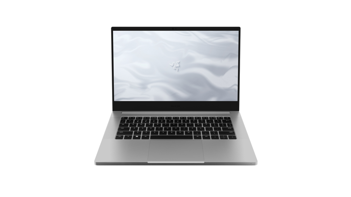Razer Blade 14 in Mercury.