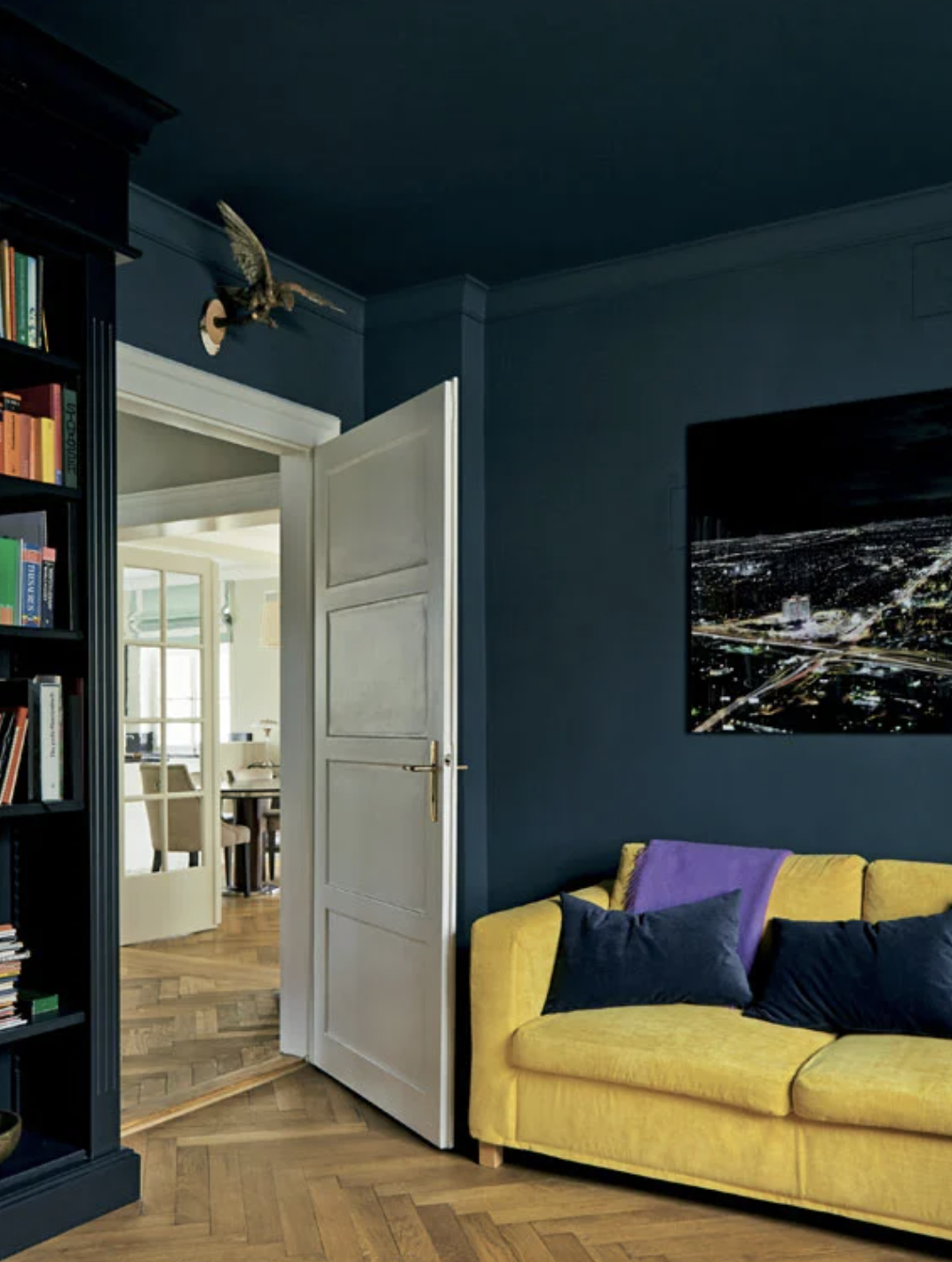 Hague Blue living rooms - 9 expert uses for this color | Livingetc