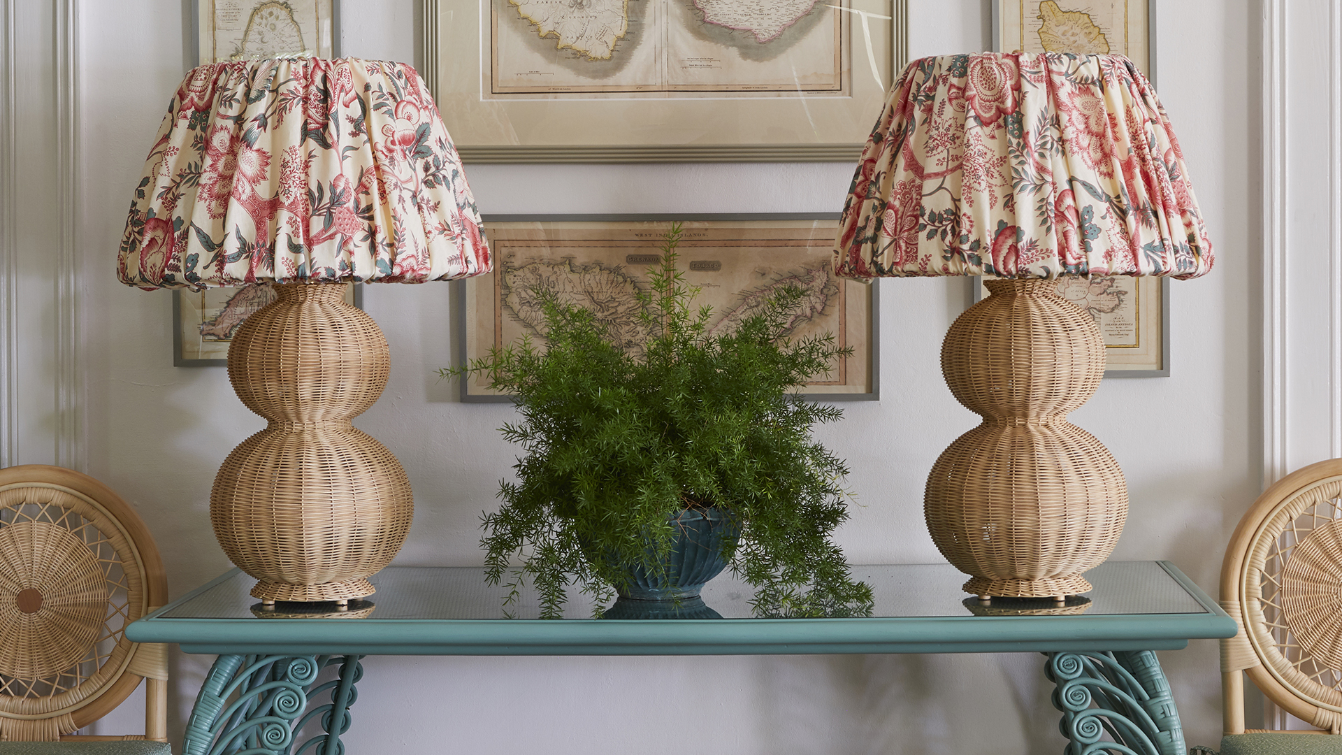 Rattan table lamps