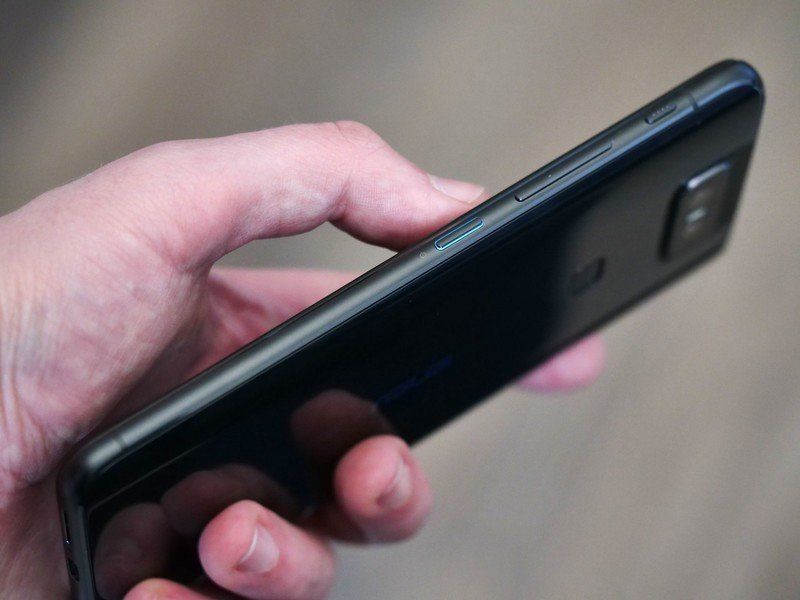 ASUS ZenFone 6