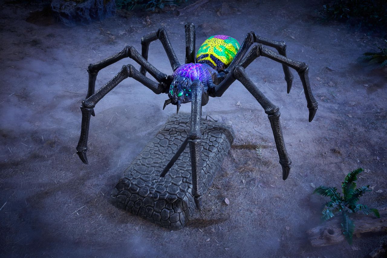 6 FT Animated LED Creeping Spider