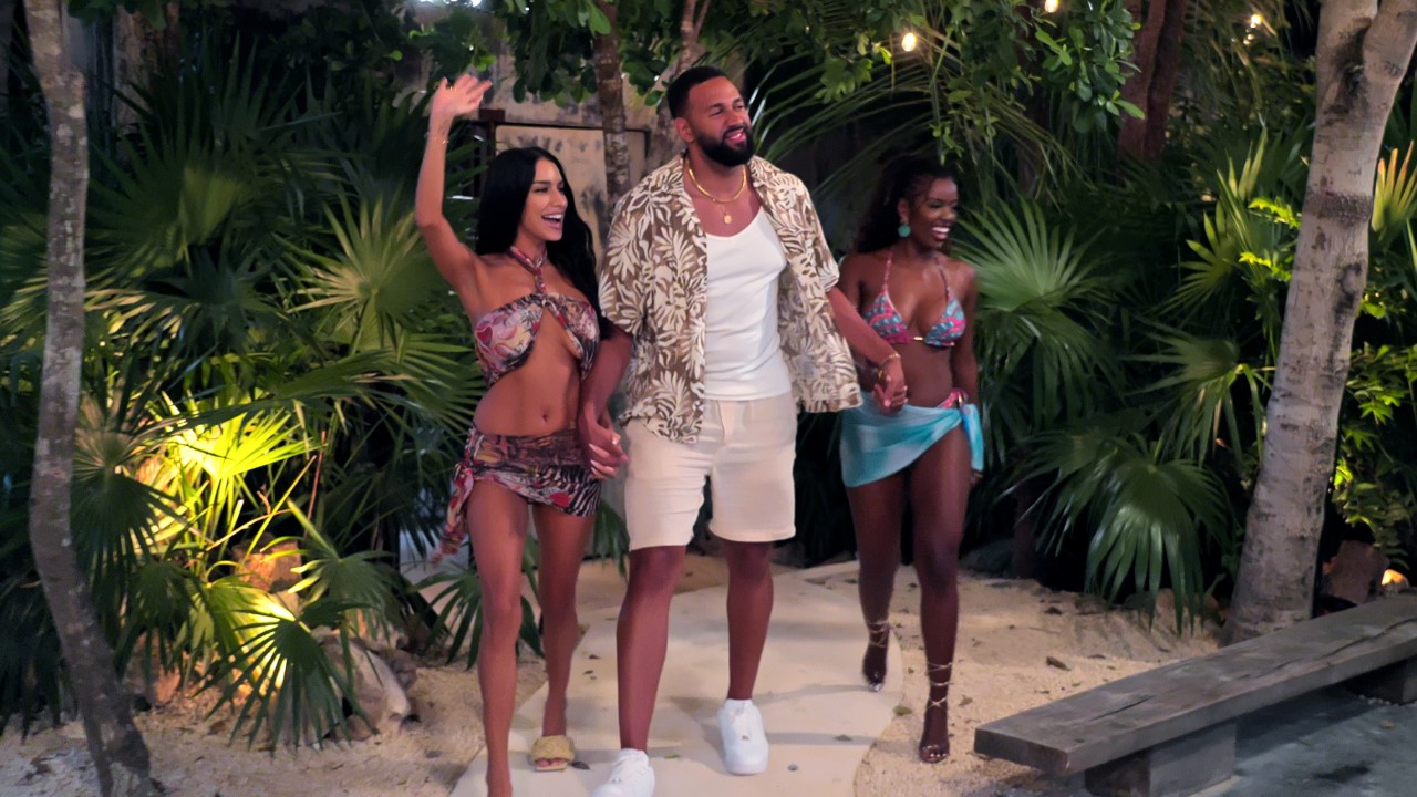 Olivia Rae, Ollie Sutherland, Justine Joy Ndiba on Perfect Match Season 3.