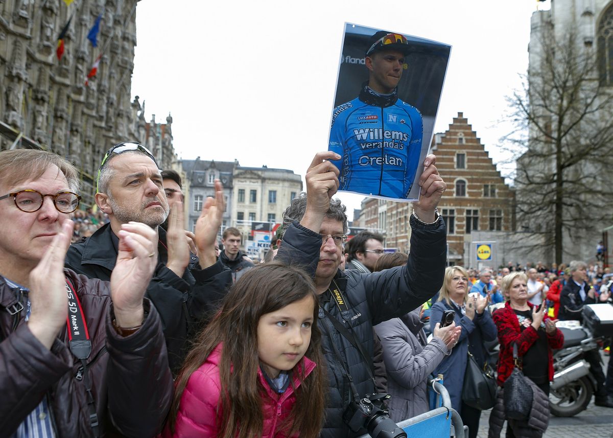 Fans remembered Michael Goolaerts