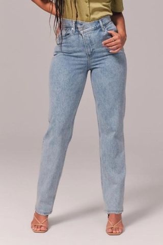 Abercrombie & Fitch Curve Love Ultra High Rise 90s Straight Jean