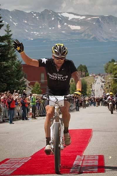 Wobbling across on a fully flatted rear, Lance Armstrong crossed the line in first, a new record of 6:28 at the 2009 Leadville.