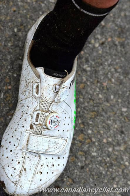 Max Plaxton rode the last 2 laps with a broken shoe