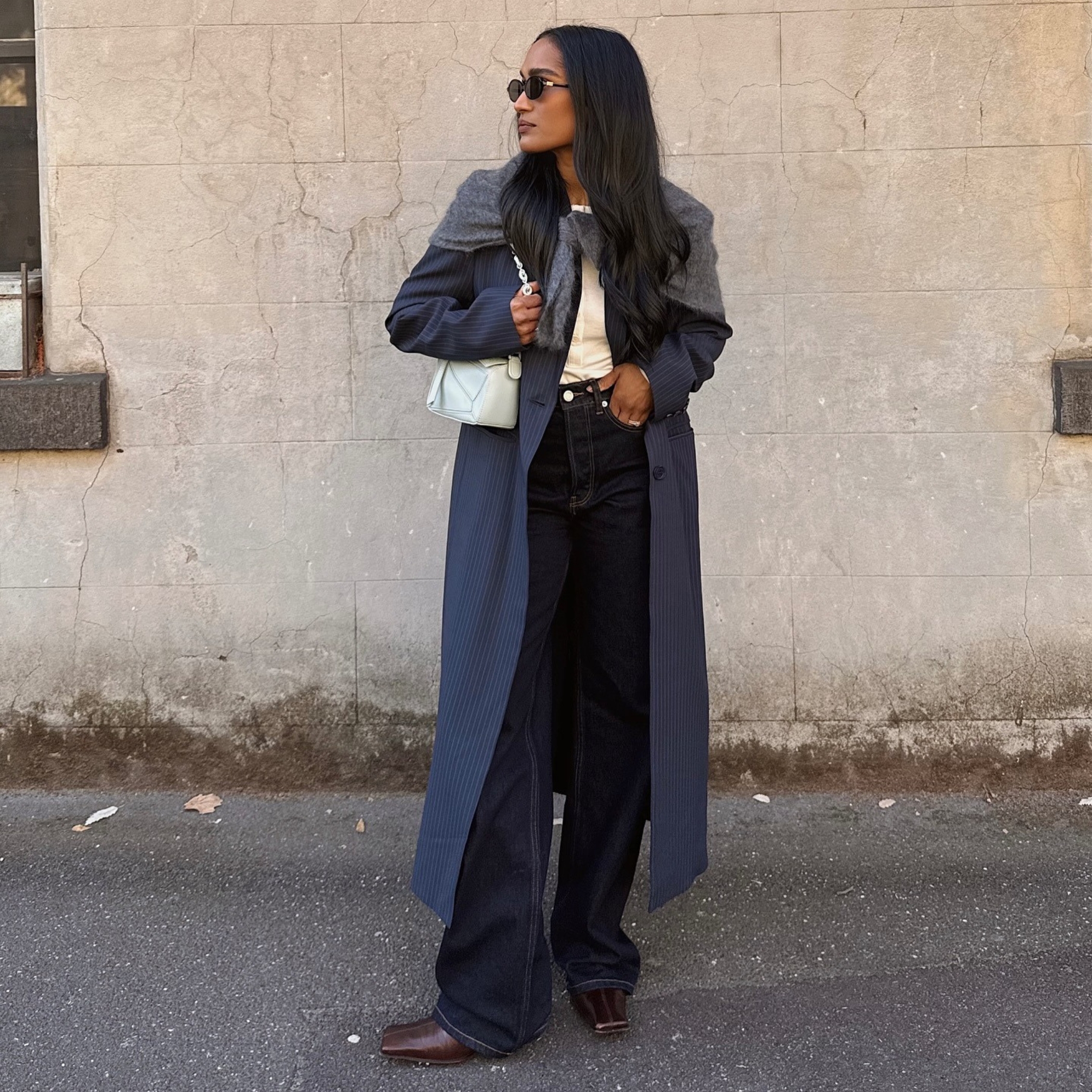 @divrav wearing an indigo denim jeans outfit.