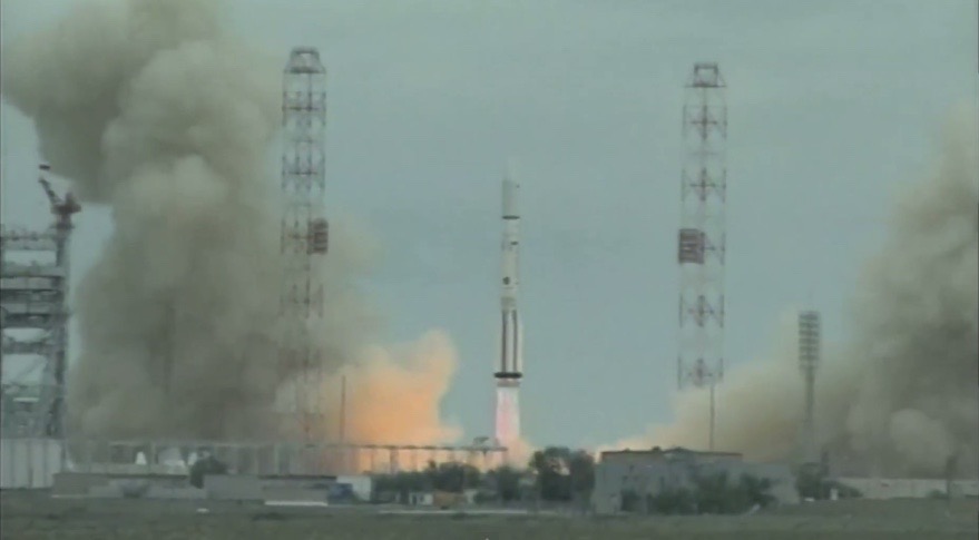 Proton Rocket Launch, May 16, 2015