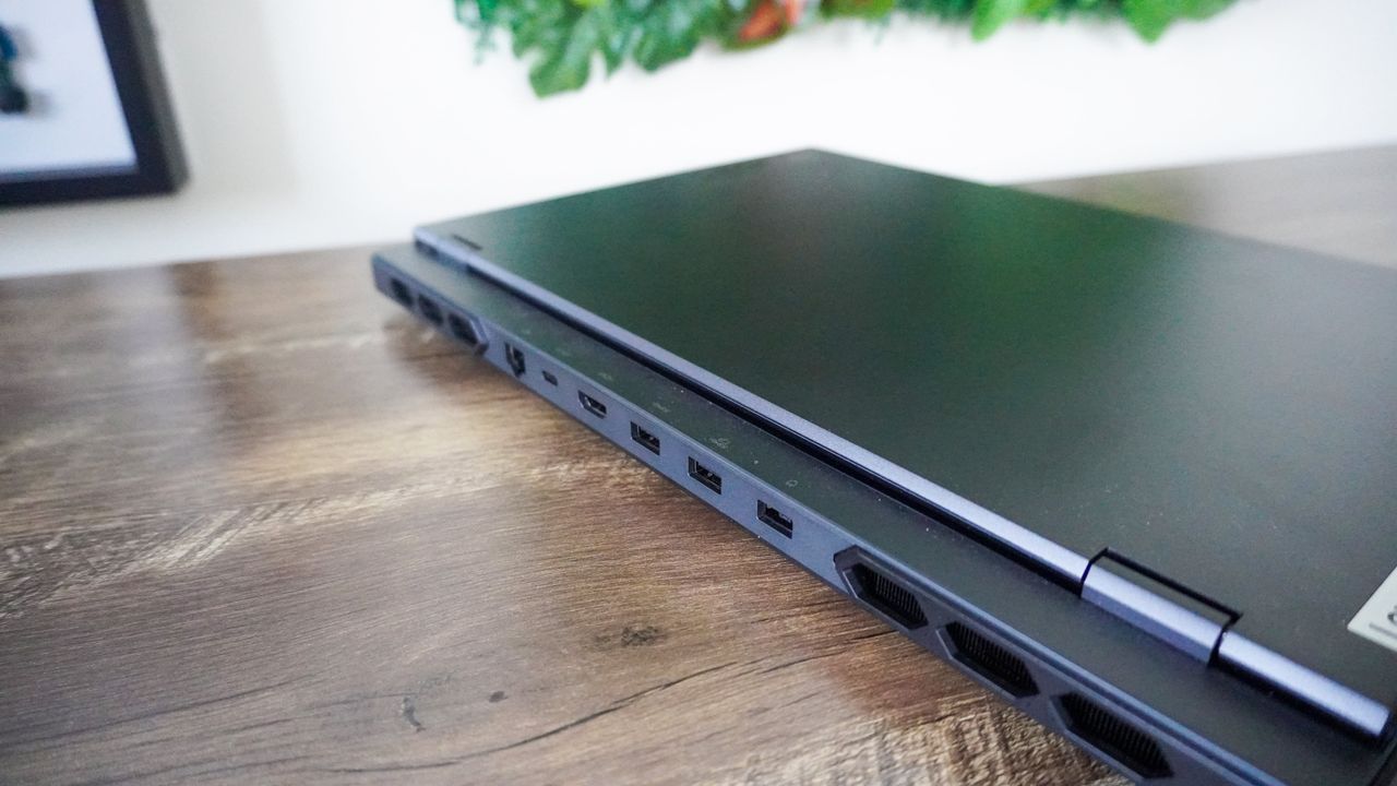 Lenovo Legion Pro 7i Gen 8
