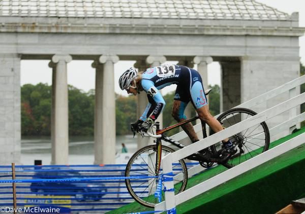 Natasha Elliot (The Cyclerly) descending off the flyover