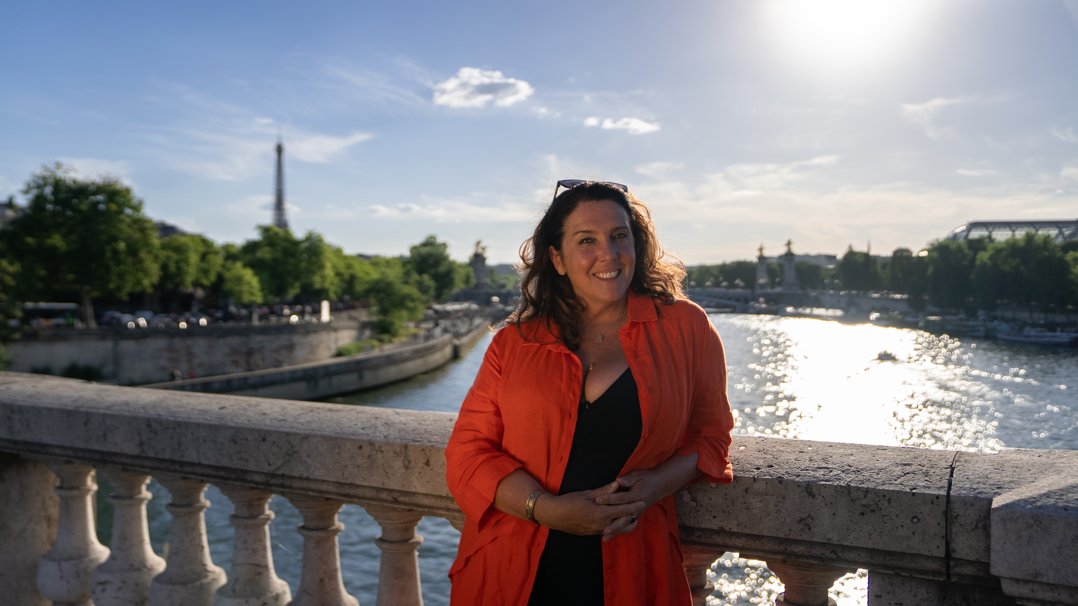Bettany is ready for a cruise on the River Seine.