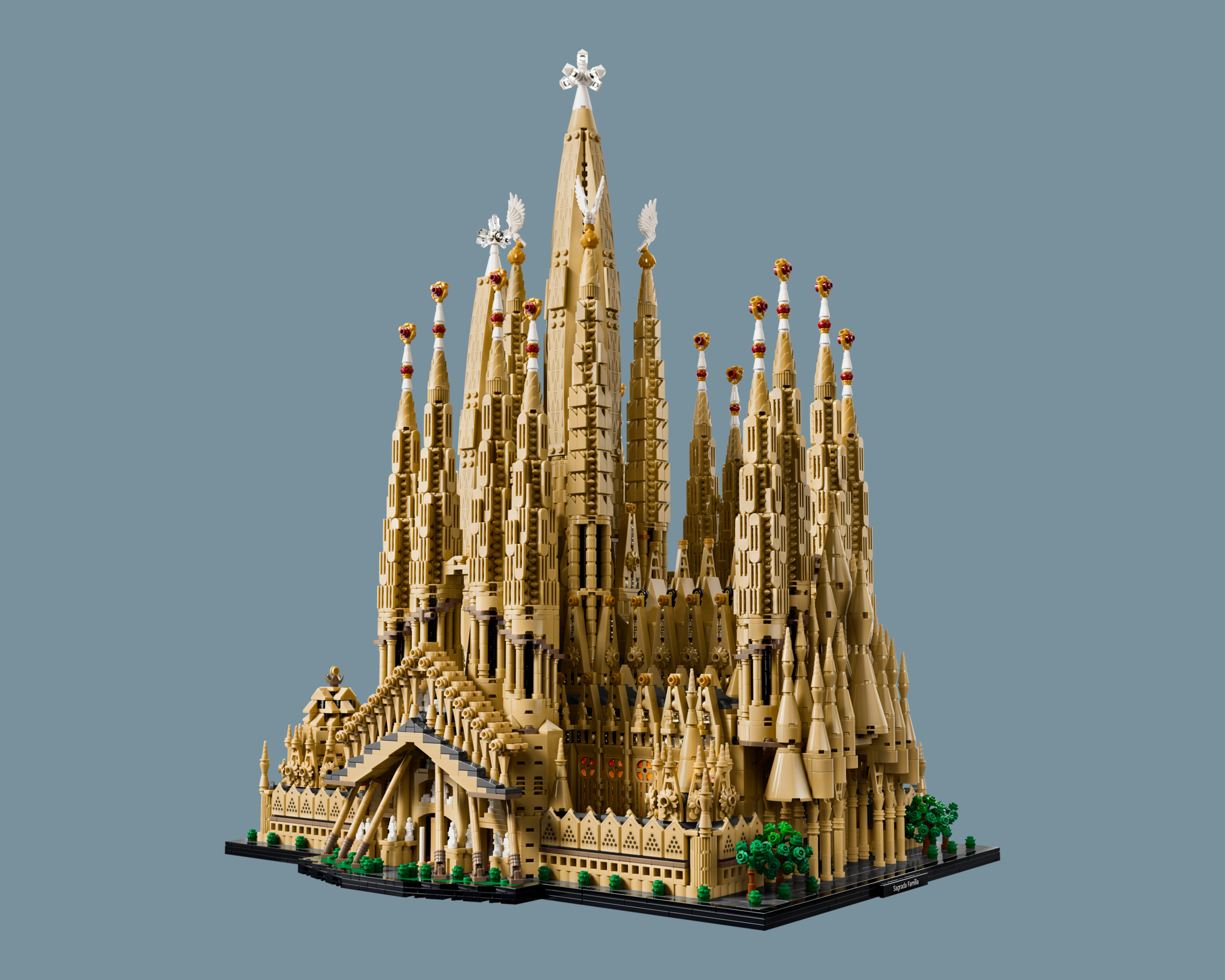 Lego Architecture Sagrada Fam&amp;iacute;lia