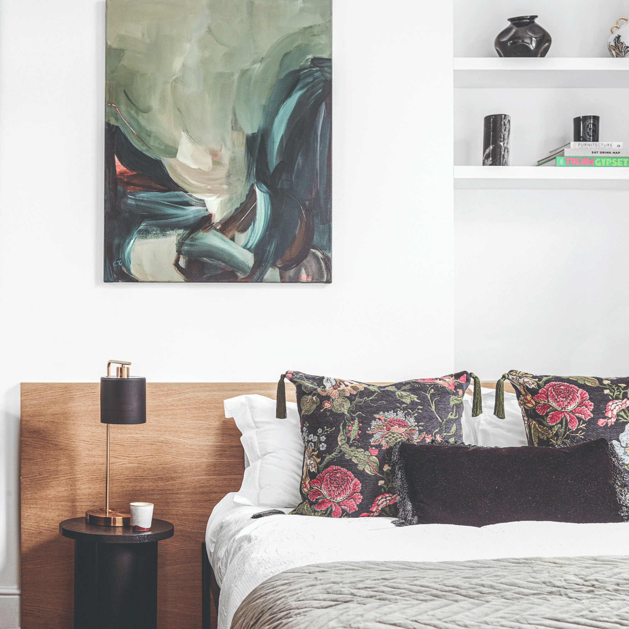 10 small bedroom decor ideas to get the most out of your bedroom ...