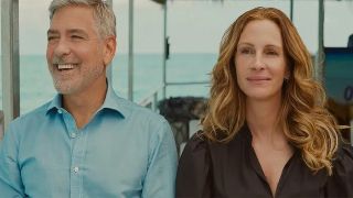 George Clooney and Julia Roberts in final Ticket to Paradise scene.