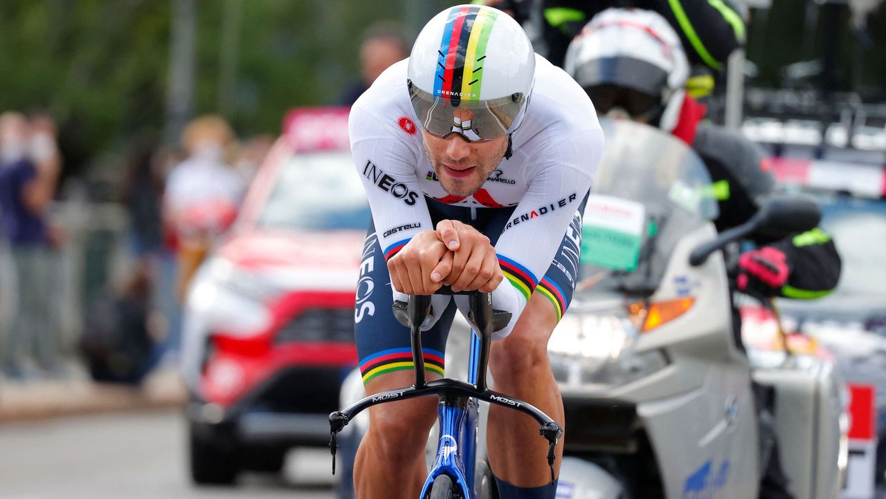 Filippo Ganna on stage one of the 2021 Giro d&#039;Italia