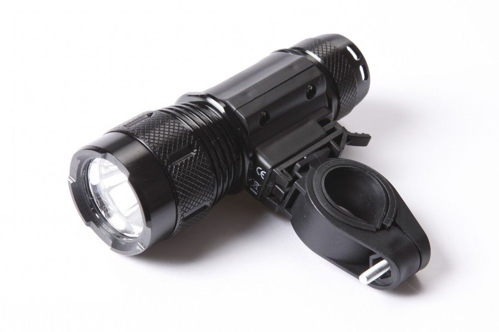 Am-Tech Cree LED front light review | Cycling Weekly