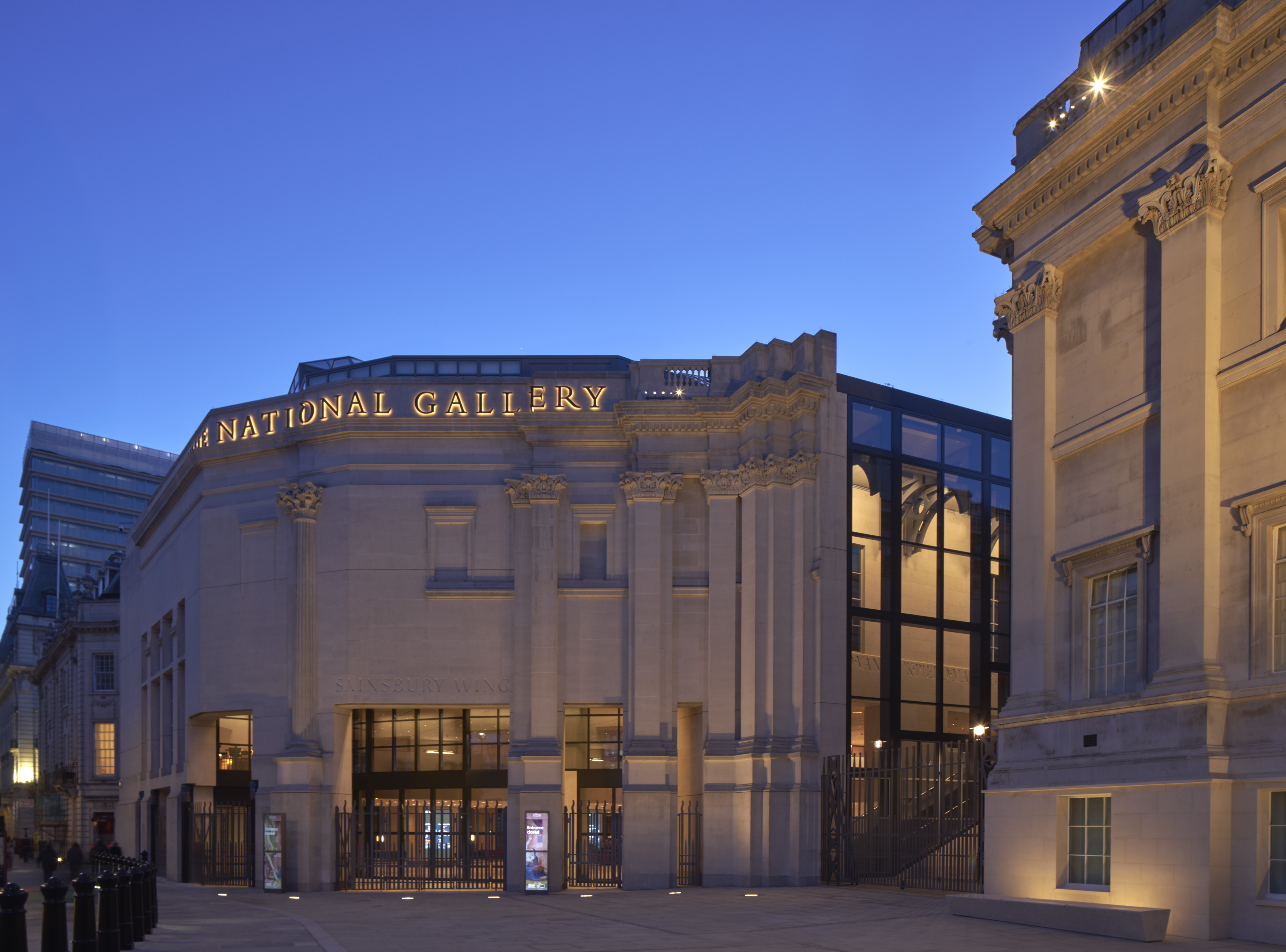 National Gallery Sainsbury Wing, London. View of the Main Stair with the Rotunda and Jubilee Walk