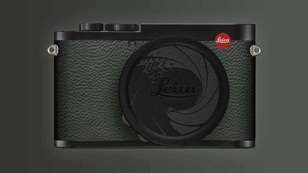 James Bond-themed Leica camera finally released after a year