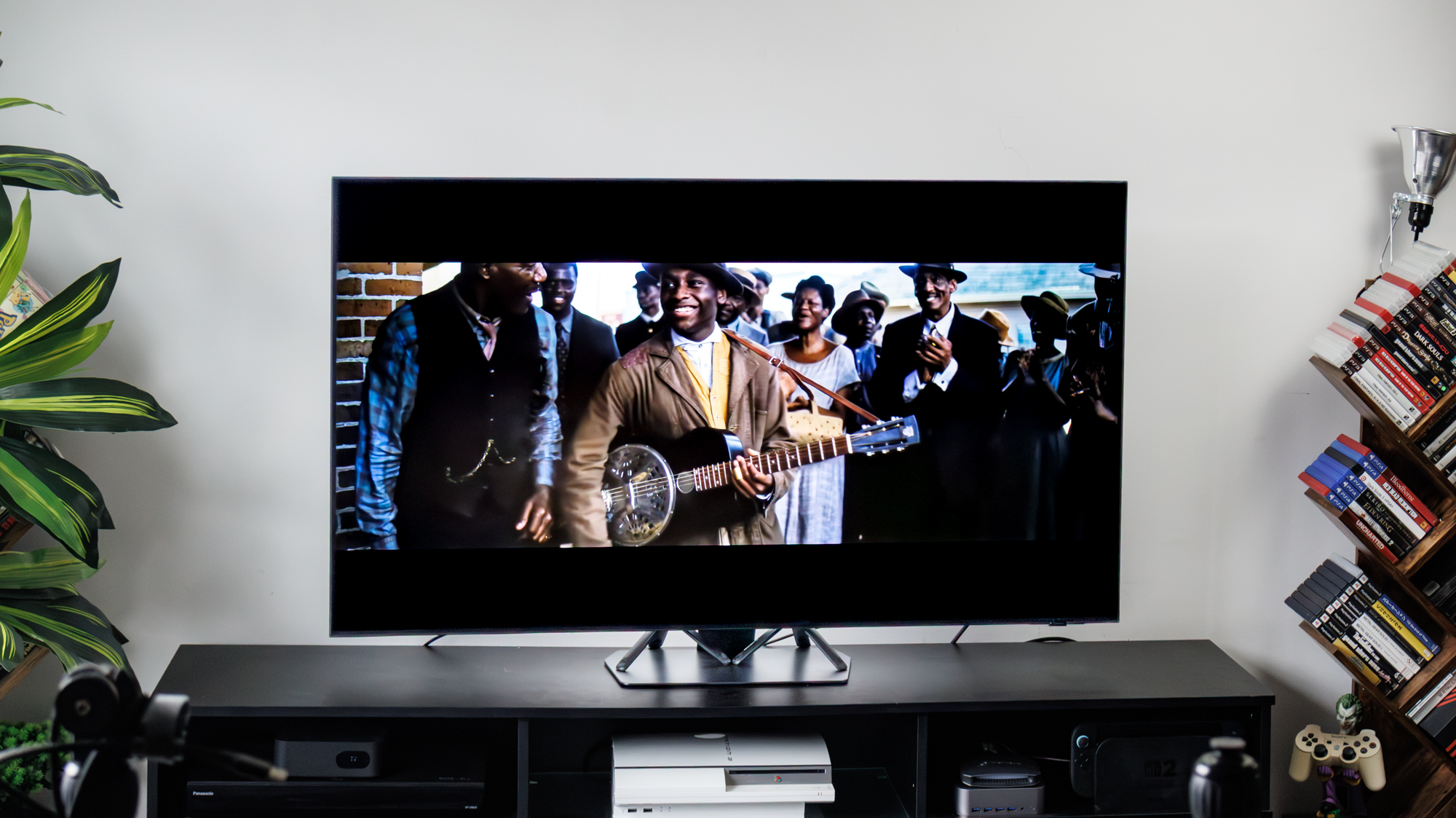 Samsung QN90F Neo QLED TV in a living room
