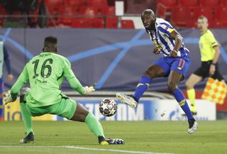 Moussa Marega is denied by Edouard Mendy