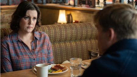 Melanie Lynskey in Yellowjackets season 2