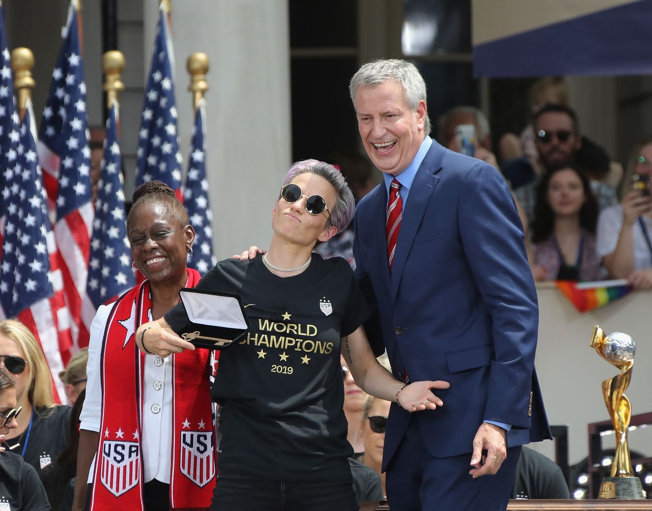 Bill de Blasio with Megan Rapinoe.