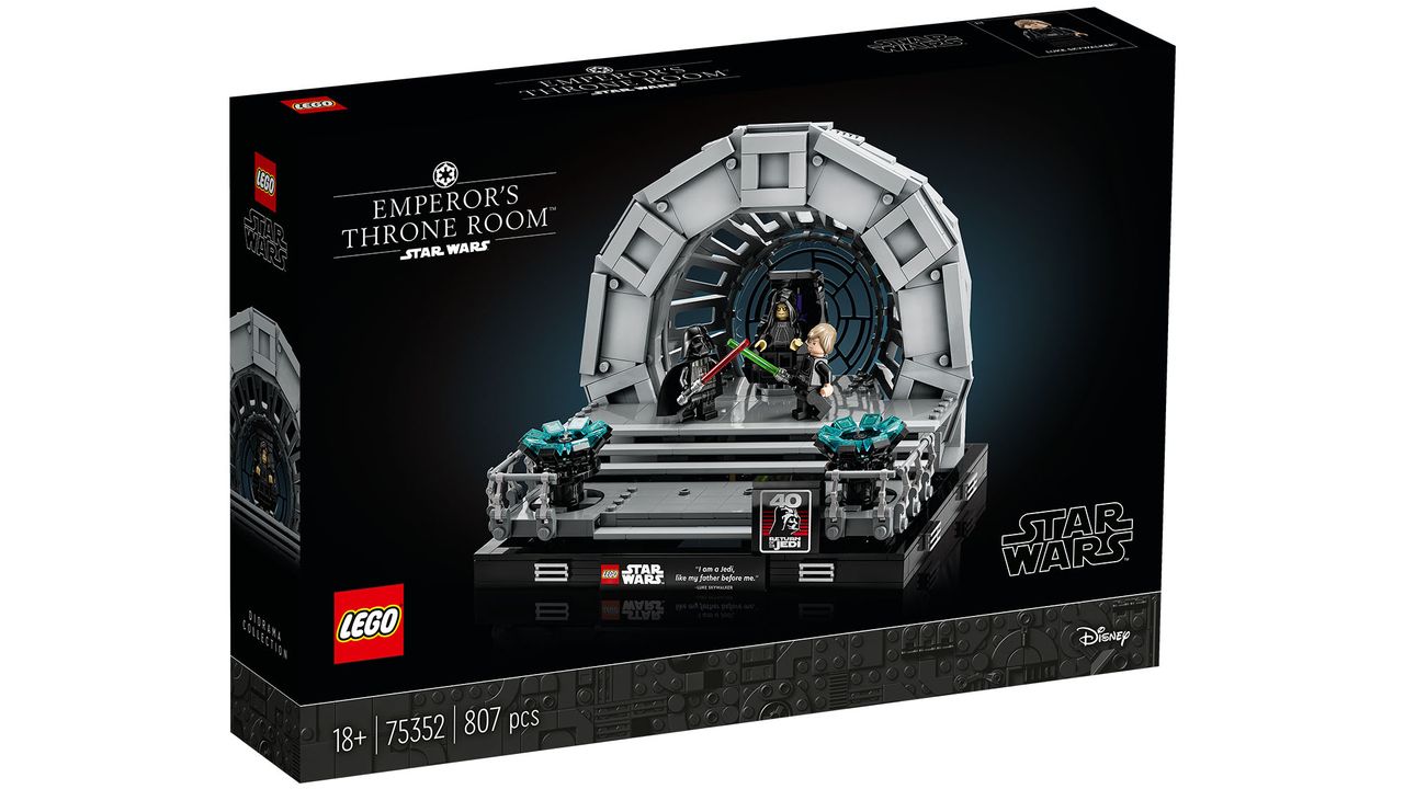 Lego Emperor's Throne Room Diorama box