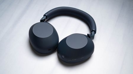 Sony WH-1000XM6 testing on Android Central