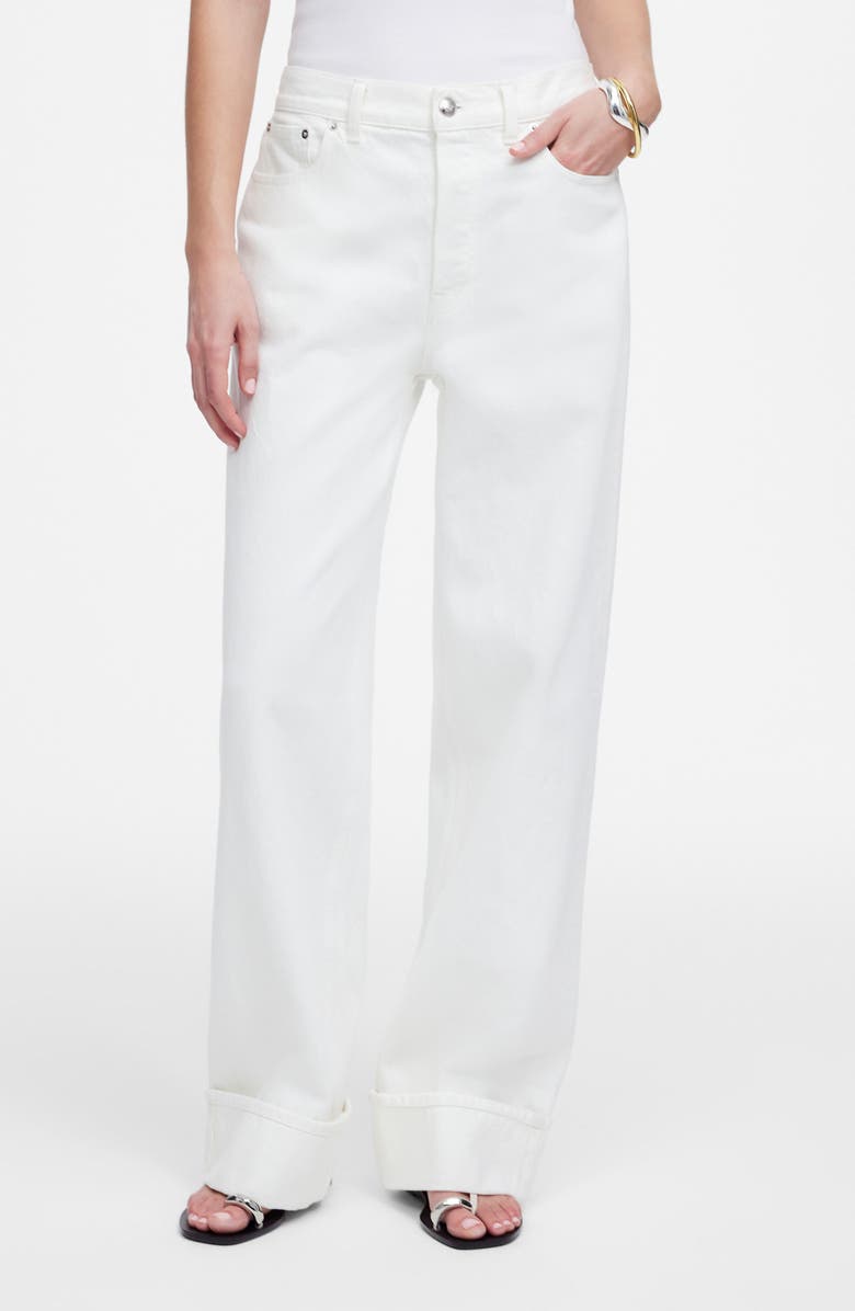 Low Slung Baggy Jeans